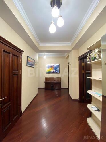 İcarəyə verilir 3 otaqlı yeni tikili 135 m², İnşaatçılar m., photo 12 from 24