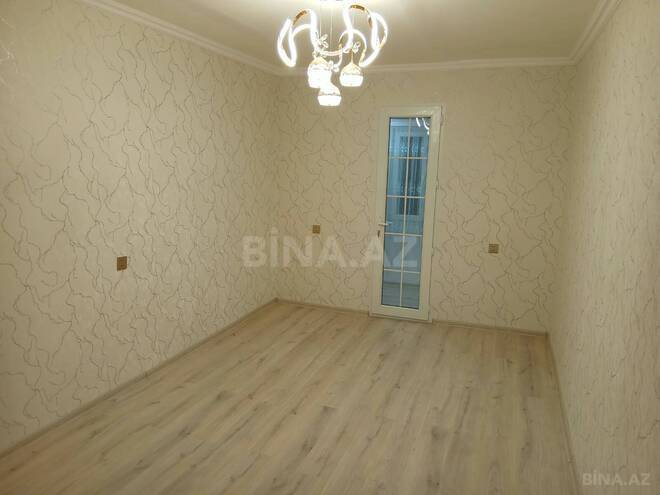 Продаётся 1-комн. вторичка 30 м², м. Нефтчиляр, photo 3 from 15