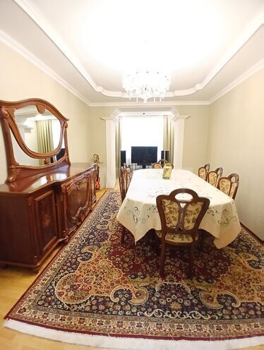 İcarəyə verilir 3 otaqlı köhnə tikili 80 m², Yasamal r., photo 6 from 14