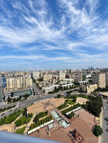 Продаётся 4-комн. новостройка 200 м², м. Элмляр Академиясы, photo 3 from 11