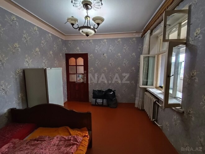 Продаётся 3-комн. вторичка 65 м², Хатаинский р., photo 7 from 15