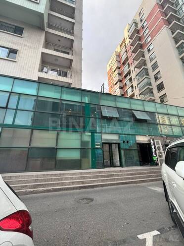 İcarəyə verilir 14 otaqlı ofis 550 m², 8 Noyabr m., photo 1 from 19