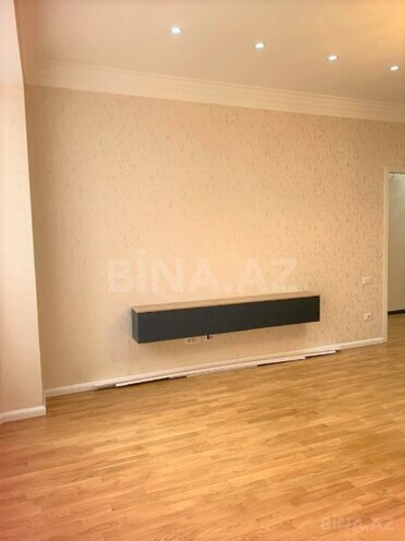 Продаётся 2-комн. новостройка 66 м², м. 8 ноября, photo 4 from 11