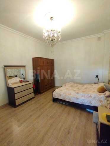 Satılır 8 otaqlı həyət evi/bağ evi 250 m², İnşaatçılar m., photo 4 from 32