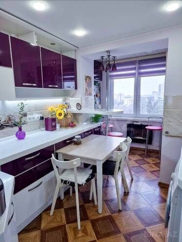 Satılır 2 otaqlı köhnə tikili 59 m², 28 May m., photo 7 from 9