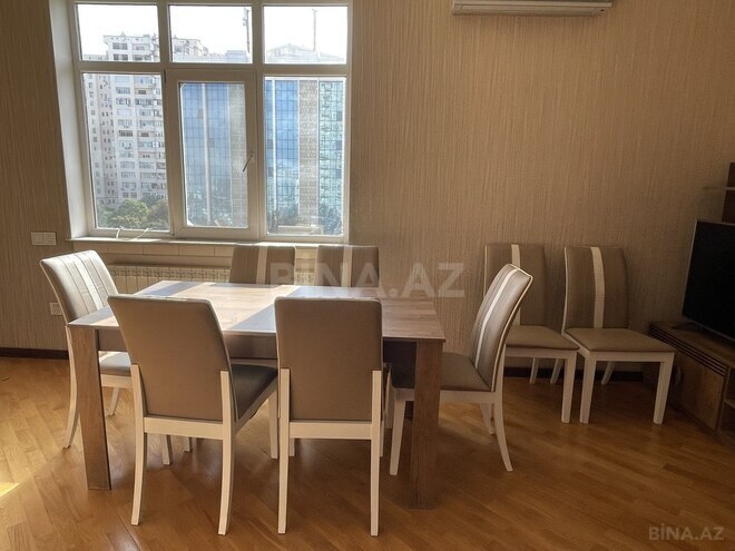 Сдается 3-комн. новостройка 120 м², м. 20 января, photo 14 from 19