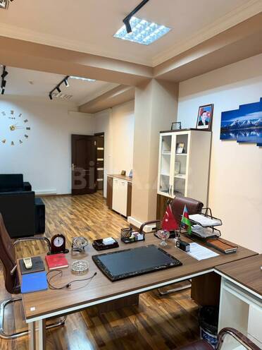 Сдаётся 3-комн. офис 100 м², м. Нариман Нариманов, photo 9 from 12
