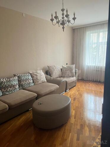 İcarəyə verilir 2 otaqlı köhnə tikili 65 m², Əhmədli m., photo 1 from 8