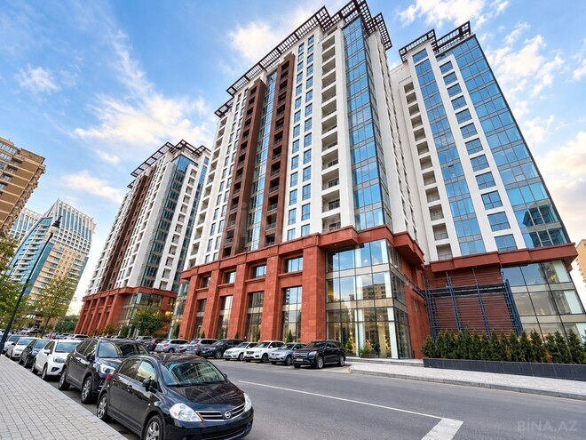 Продаётся 3-комн. новостройка 100 м², м. Элмляр Академиясы, photo 1 from 25