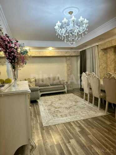 Продается 3-комн. новостройка 146 м², м. 20 января, photo 1 from 11