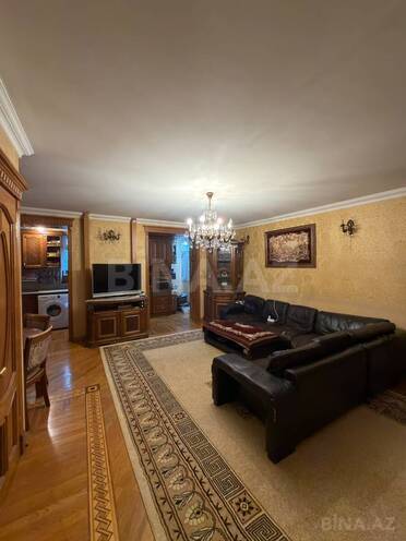 Satılır 2 otaqlı köhnə tikili 54 m², Şah İsmayıl Xətai m., photo 1 from 13