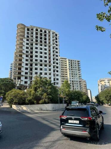 Satılır 4 otaqlı yeni tikili 188 m², 28 May m., photo 3 from 21
