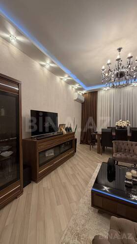 Продаётся 3-комн. вторичка 73 м², м. Элмляр Академиясы, photo 3 from 11