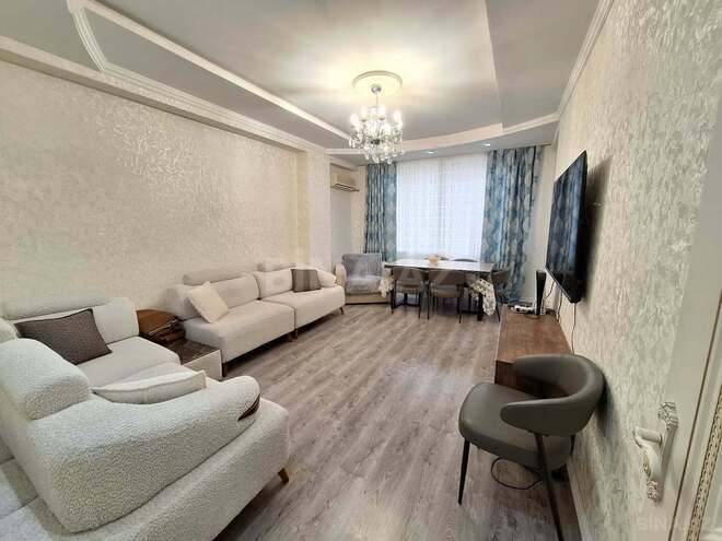 Продается 2-комн. новостройка 70 м², пос. 8-й мкр, photo 1 from 12