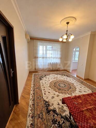 Продаётся 2-комн. вторичка 50 м², м. Элмляр Академиясы, photo 1 from 9