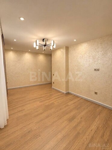 Продаётся 2-комн. вторичка 38 м², м. Нефтчиляр, photo 8 from 12