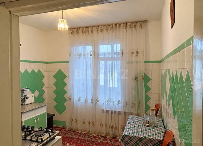 Продаётся 3-комн. вторичка 75 м², м. Элмляр Академиясы, photo 4 from 9