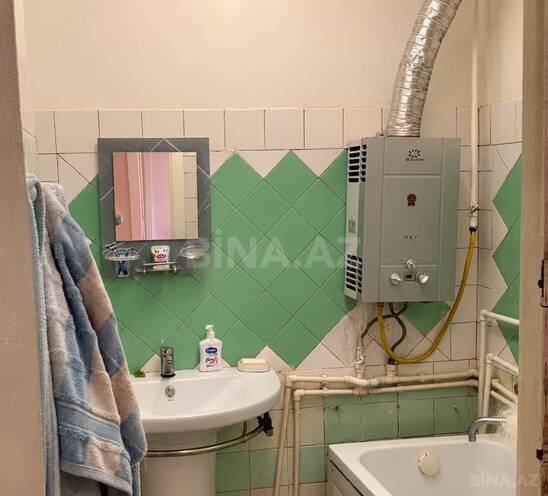 Продаётся 3-комн. вторичка 75 м², м. Элмляр Академиясы, photo 8 from 9