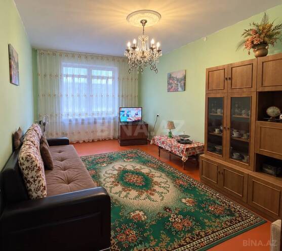 Продаётся 3-комн. вторичка 75 м², м. Элмляр Академиясы, photo 1 from 9