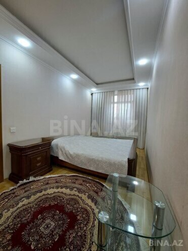 Сдаётся 3-комн. вторичка 70 м², м. Ичеришехер, photo 3 from 13