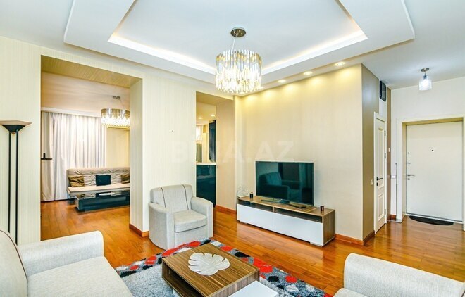 İcarəyə verilir 3 otaqlı köhnə tikili 85 m², Sahil m., photo 1 from 22