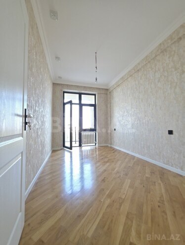 Продается 3-комн. новостройка 85 м², м. Кара Караев, photo 3 from 13