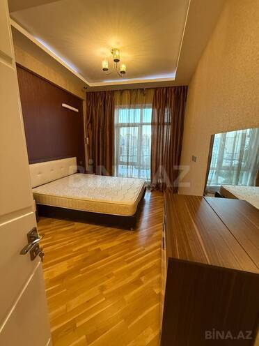 Сдается 2-комн. новостройка 65 м², м. Низами, photo 13 from 23