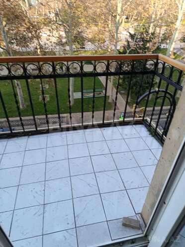 İcarəyə verilir 3 otaqlı köhnə tikili 95 m², Sahil m., photo 12 from 24