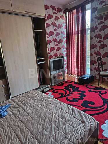 İcarəyə verilir 3 otaqlı köhnə tikili 95 m², Sahil m., photo 8 from 24