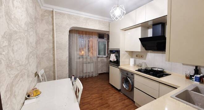 Продаётся 3-комн. вторичка 90 м², м. Элмляр Академиясы, photo 4 from 15