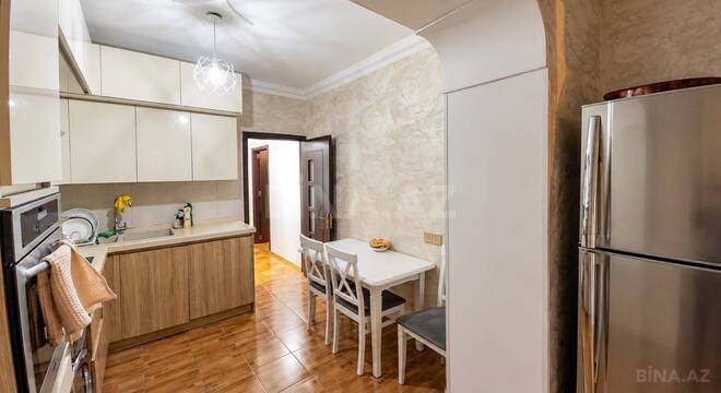 Продаётся 3-комн. вторичка 90 м², м. Элмляр Академиясы, photo 6 from 15