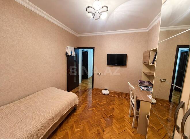 Продаётся 3-комн. вторичка 90 м², м. Элмляр Академиясы, photo 13 from 15