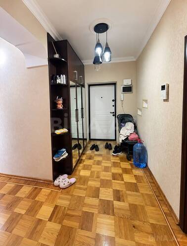 Продаётся 3-комн. вторичка 90 м², м. Элмляр Академиясы, photo 7 from 15