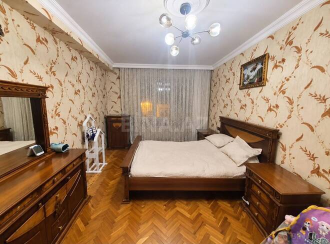 Продаётся 3-комн. вторичка 90 м², м. Элмляр Академиясы, photo 10 from 15