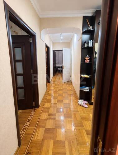 Продаётся 3-комн. вторичка 90 м², м. Элмляр Академиясы, photo 8 from 15