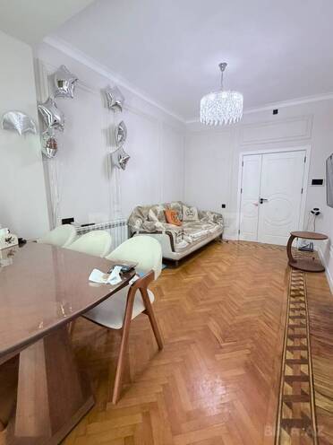 Продается 3-комн. новостройка 105 м², м. Элмляр Академиясы, photo 8 from 14