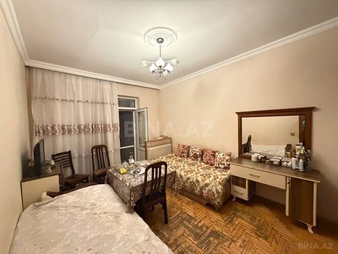 Продается 3-комн. вторичка 80 м², м. Халглар Достлугу, photo 6 from 15