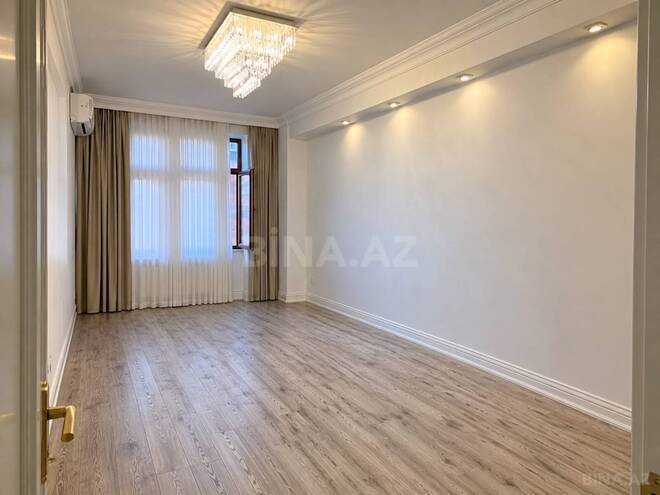 Продается 2-комн. новостройка 73 м², м. Нариман Нариманов, photo 1 from 13