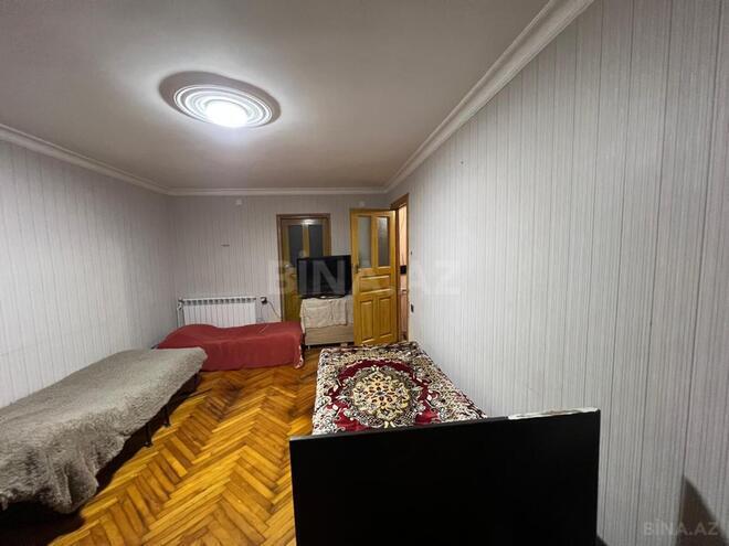 Продаётся 3-комн. вторичка 70 м², м. Элмляр Академиясы, photo 13 from 15