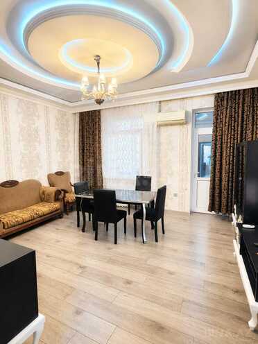 Сдаётся 3-комн. новостройка 75 м², м. Кара Караев, photo 3 from 7