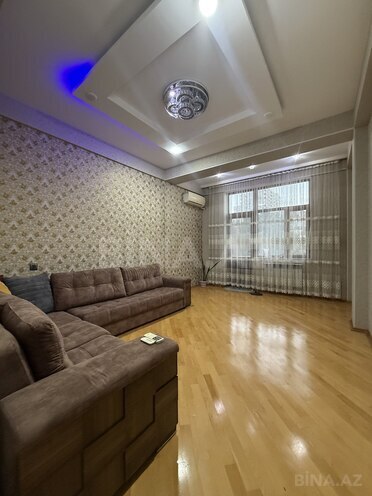 Продаётся 2-комн. новостройка 70 м², м. Ази Асланов, photo 1 from 11