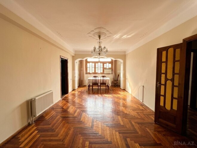 Продается 3-комн. вторичка 90 м², м. Нариман Нариманов, photo 1 from 10