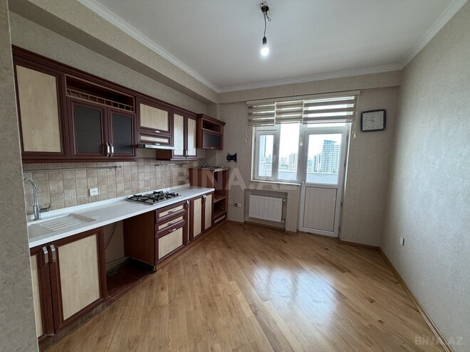 Продаётся 3-комн. новостройка 117 м², Ясамальский р., photo 13 from 20