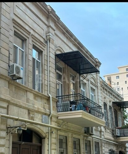 İcarəyə verilir 2 otaqlı köhnə tikili 65 m², Sahil m., photo 13 from 14