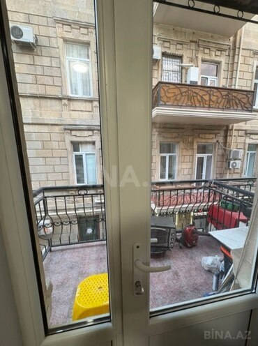 İcarəyə verilir 2 otaqlı köhnə tikili 65 m², Sahil m., photo 11 from 14