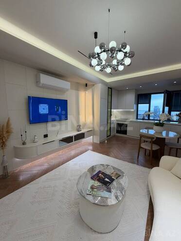Satılır 2 otaqlı yeni tikili 68 m², Şah İsmayıl Xətai m., photo 1 from 8