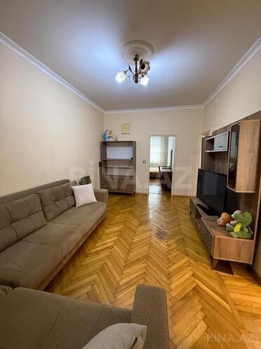 Satılır 2 otaqlı köhnə tikili 50 m², 8 Noyabr m., photo 4 from 11