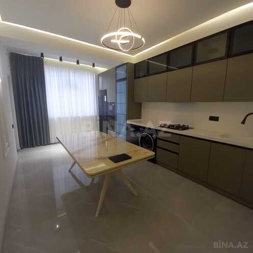 Сдается 3-комн. новостройка 145 м², м. Гянджлик, photo 1 from 17