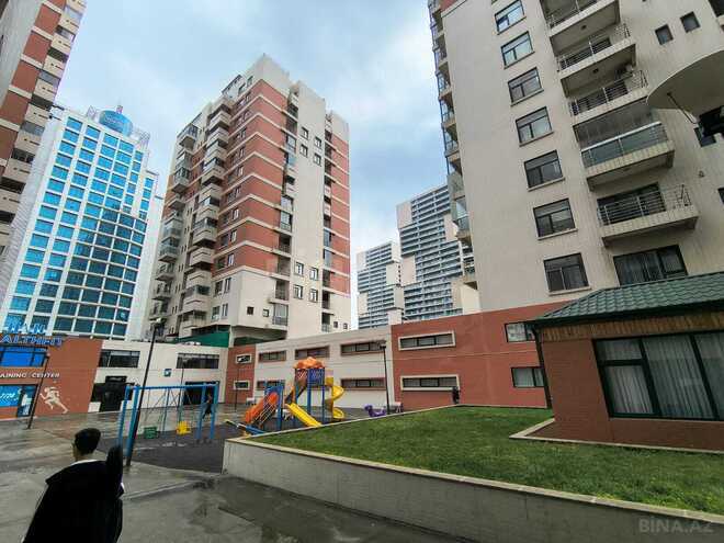Продается 3-комн. новостройка 131 м², м. 8 ноября, photo 1 from 26