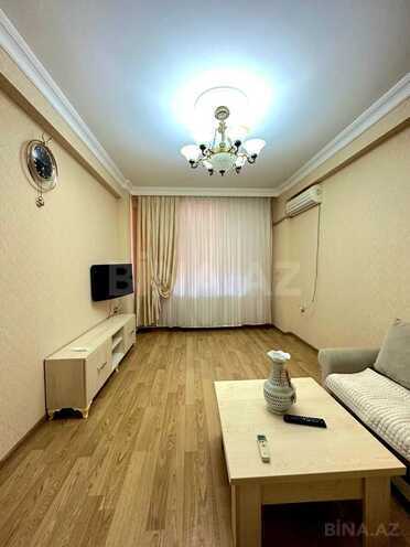 Сдаётся 2-комн. новостройка 65 м², м. Ази Асланов, photo 1 from 11